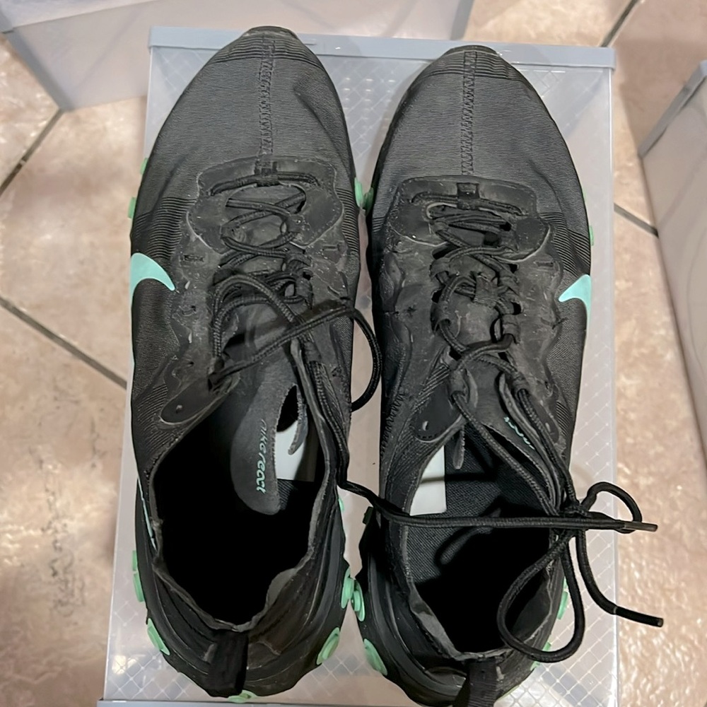 Nike React element 55 size 10